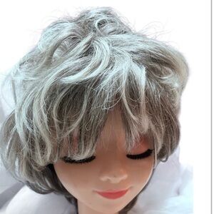 Wiginway Short Layered Shaggy Curly Wigs Full Synthetic Gray with Dark Roots